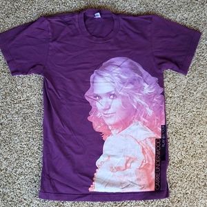 Carrie underwood play on tour shirt